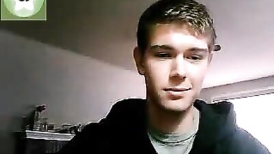 Web-Cam Cutie: Gay Chat Romp with Hot Twinks!