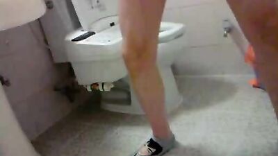 Gay Porn - Toilet Boy Explosion!