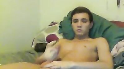 Young Cum Lovers: A Handjob Experience!