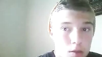 Pulling Taffy 2 - Web-Cam Solo