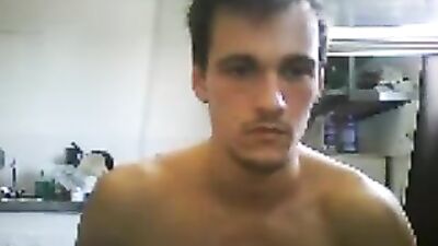 Hung Cams: Amateur Muscle Boys and their Big Cocks