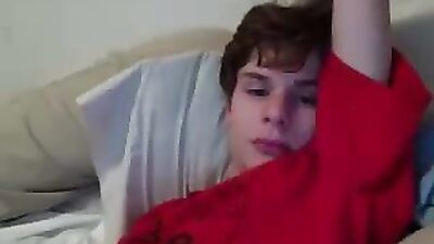 Alone in Bed Cumshots - Amateur Handjobs: The Ultimate Gay Porn Experience!