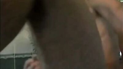 Gay Porn Watching & Wanking: Amateur Cum Shots Voyeur!