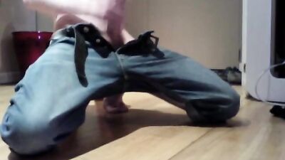 Handjob Cutie: The Amateur Masturbation Adventure!