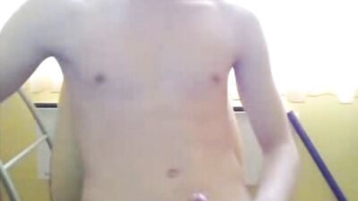 Exploring new boundaries: A beautiful body handjob