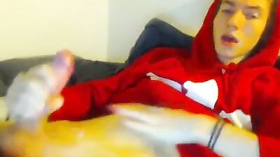 Two-Hander Amateur Cum Shots Solo: A Gay Porn Classic Revamped!