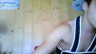 One-armed Amateurs Cumshot Handjob