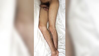 Latino BF Naps in Solo Show! (190 chars)