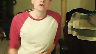 Golden Show - Twink Webcam Cumshot Extravaganza!