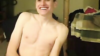 Golden Show - Twink Webcam Cumshot Extravaganza!