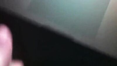 Masturbating in the car: Amateur Cum Shots Handjob!