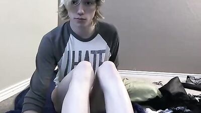 Blond Boy Cumshots: A Sexy Amateur Adventure