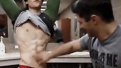 Must-See Muscle Fetish Boys: Anyone Know This Guy?