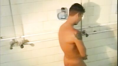 Aftermath in the Showers: Gay Porn Action Group Sex