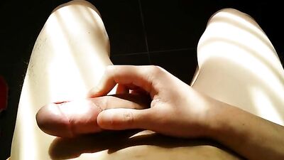 Gay Porn: Dry Solo Handjob Cum Shots - Dry wanking tight cut dick