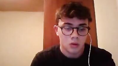 Young Italian Cuties Webcam Ass Play