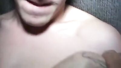 Cum Lovers: Amateur Handjobs and Cumshots for Gay Porn Enthusiasts!
