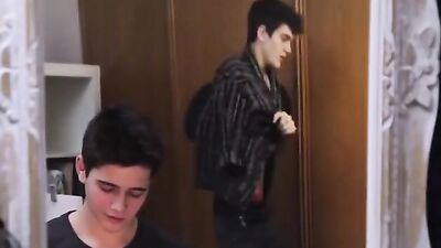 Faut pas penser * Short film français (Subt. en español)