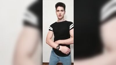 JEANS TWINK PORN EATING HIS OWN CUM