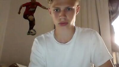 Blonde 18yo Wanks On Cam - Gay Boys Porn