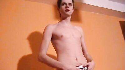 Boy Wanker- nice cock and ass boys porn
