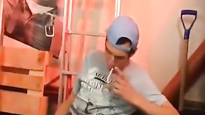 Gangbang Bareback: Servicing Friends with Raw Passion!