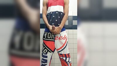 Handsome Amateurs Cumming for Colorful Porn!