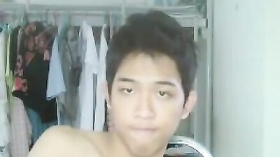 Asian Web-Cam Solo Revisited - An Intimate Look into the Private World of a Gay Cam Model!