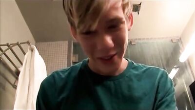 Tylers Shower: Hardcore Cum Showers & Web-Cam Solo!