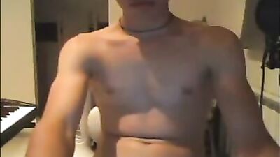 French Web-Cam Teen: Raw and Smooth