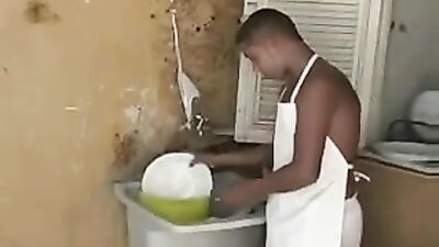 Break from washing the dishes: Action Gay Porn Video