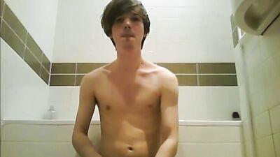 Two Webcam Wankers 2: Cum Shots Delight!