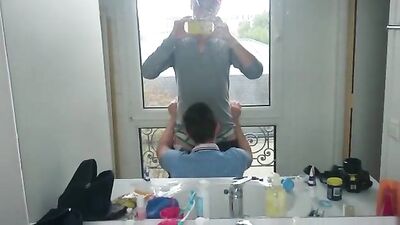 Cumming on his knees for Big Cocks Web-Cam Oral Blow Job!