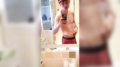 What A Showoff - Amateur Web-Cam Big Cocks