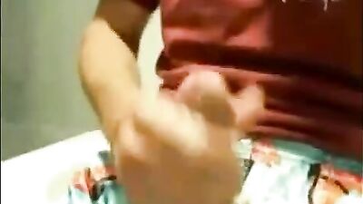 Gay Porn Amateur Web-Cam Solo - Bathroom Wanker!