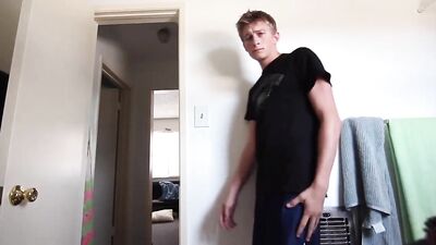 Hot Blond Twink Delights: Amateur Solo Boys