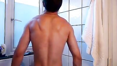 Flex A2s Web-Cam Fun Solo: A Gay Porn Video Experience!