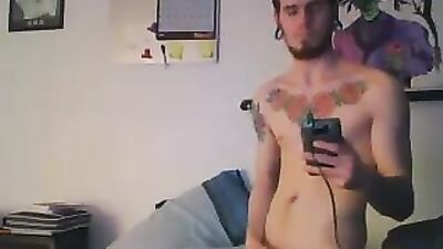 Charming Guys Amateur Cum Shots Handjob - The Ultimate Experience!