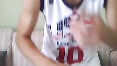 Fallen from the sky: Amateur Solo Handjob Revisited!