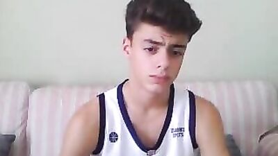 Fallen from the sky: Amateur Solo Handjob Revisited!