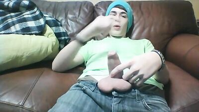 Precum Taste XXX - Amateur Web-Cam Boys Delight