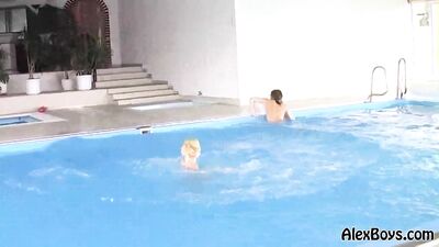Gay Porn: From The Pool To The Bath - Amateur Big Cocks