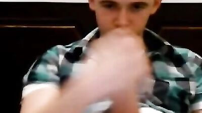 Amature Stones: Solo Web-Cam Rolling LOL