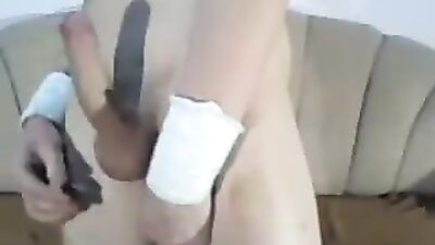 Sweet Armchair - Action Amateur Handjob: A Gay Porn Video Full of Excitement!