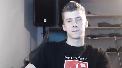 Cumming with Cute Blond Amateurs - A Must-Watch Gay Porn Video!