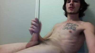 His tattooed chest: Amateur Cum Shots Handjob - A Gay Porn Adventure!