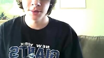 Giant Returns: Double Dose Of Lust In The Big City!