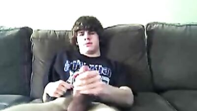 Giant Returns: Double Dose Of Lust In The Big City!