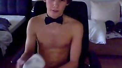 Bow Tie Twink: Webcam Solo Porn