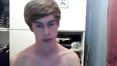 Hung skinny teen wanks and selfsucks